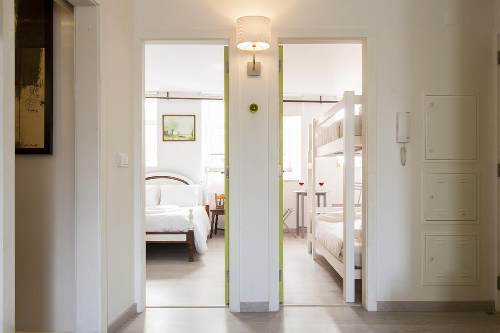 Joivy Alfama 35 Apartments Lisbon Exterior photo