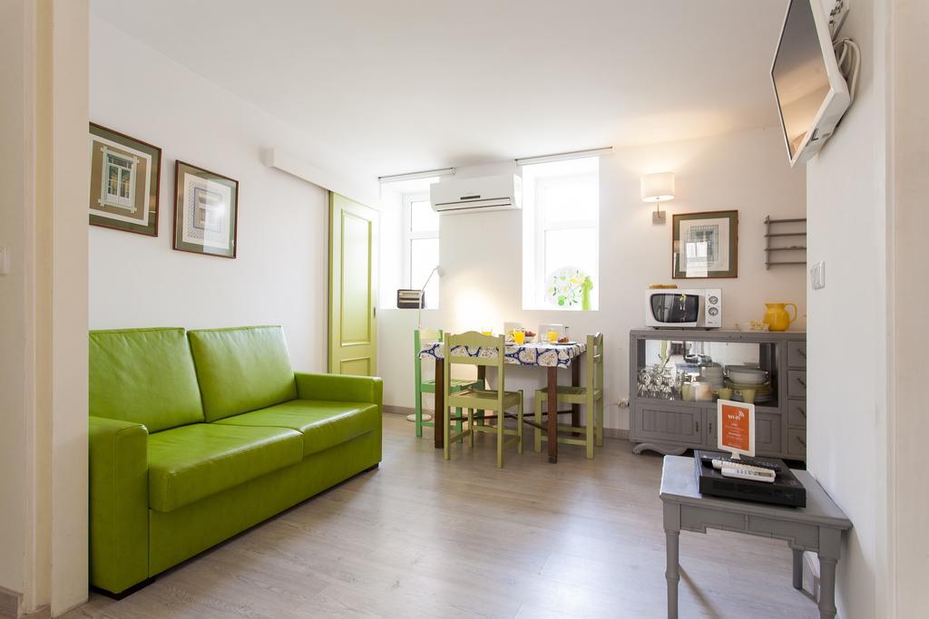Joivy Alfama 35 Apartments Lisbon Exterior photo
