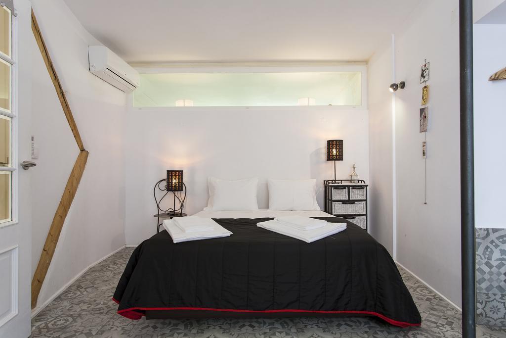 Joivy Alfama 35 Apartments Lisbon Exterior photo